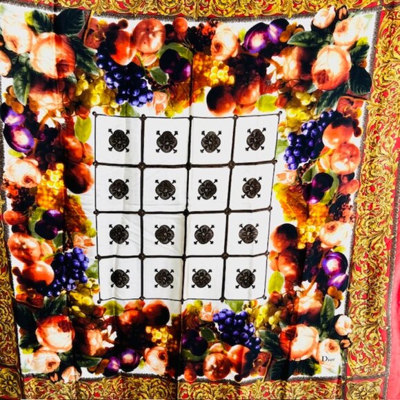 Over size Christian Dior 100% silk scarf or wrap full body, 43" x 43" size(23) - Picture 9 of 14